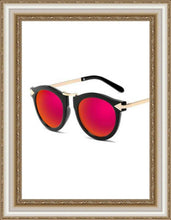Load image into Gallery viewer, Retro Vintage Frame - Classic SunGlasses