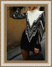 Load image into Gallery viewer, Glamaker - Knitted vintage sweater