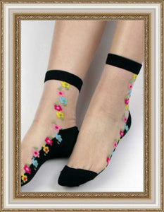 Lace Elegance Socks 1-Pair