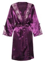 Load image into Gallery viewer, Satin Kimono &quot;Elegant&quot;