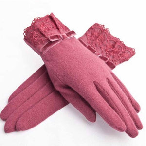 Elegant Lace gloves
