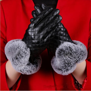 Elegant Touch Screen Gloves
